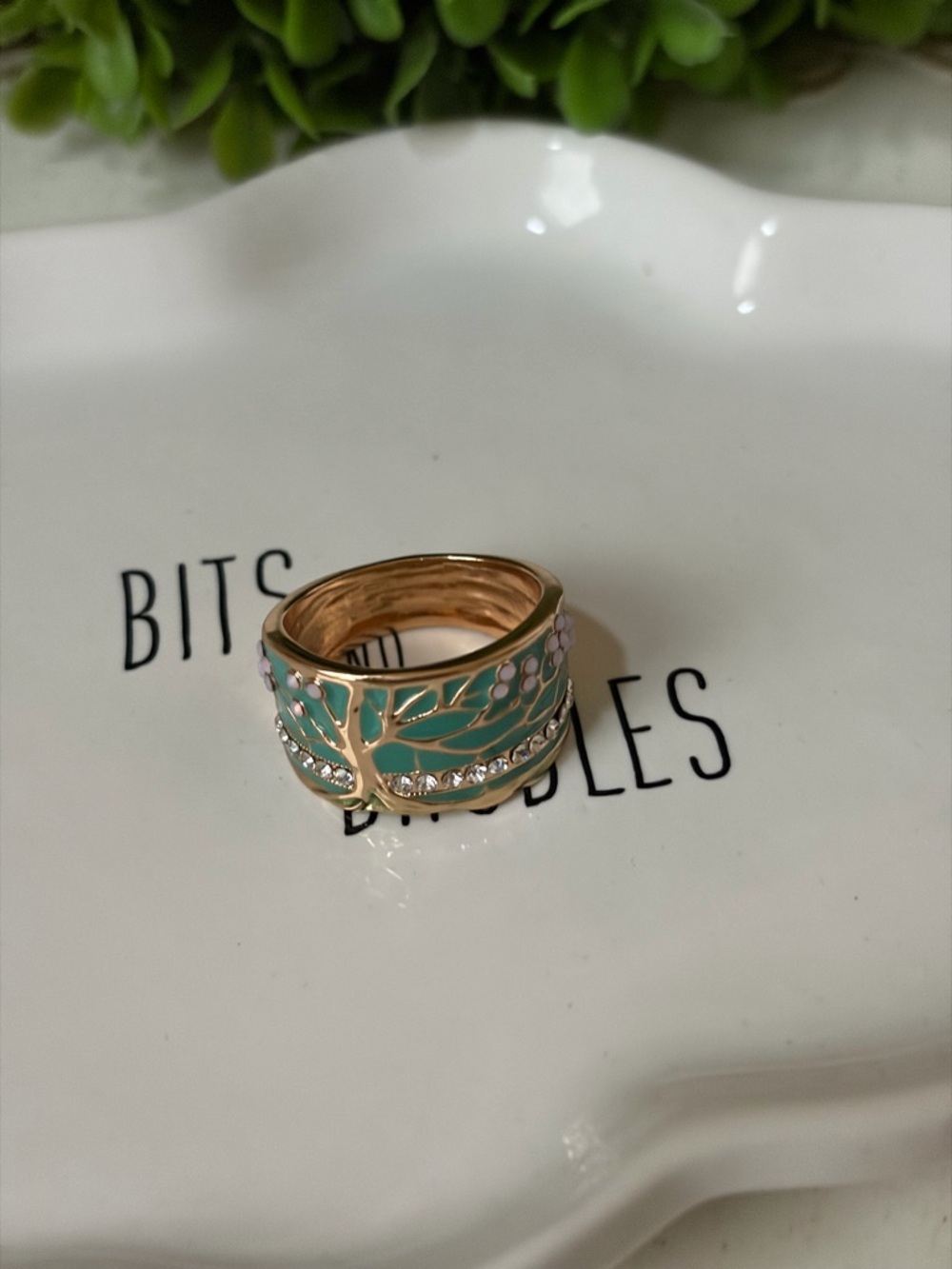 Gold-Tone Green Enamel Leaf Band Ring with Crystals - Women Jewelry